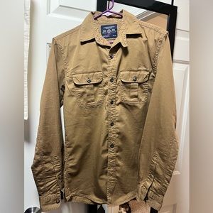 XS Slim fit American Eagle Shirt